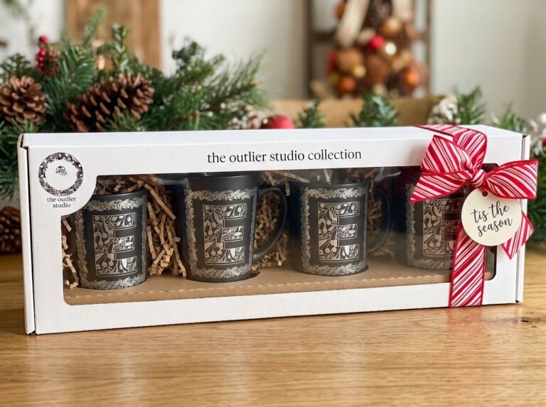 4 Mug Christmas Theme Black